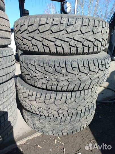 Yokohama IceGuard Stud IG65 225/65 R17