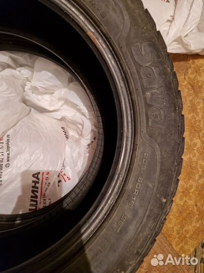 Sava Eskimo Stud 205/60 R16