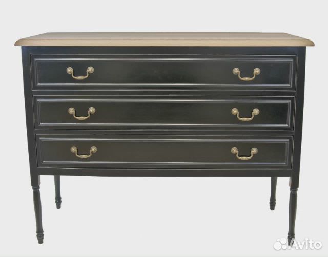 Комод в гостиную