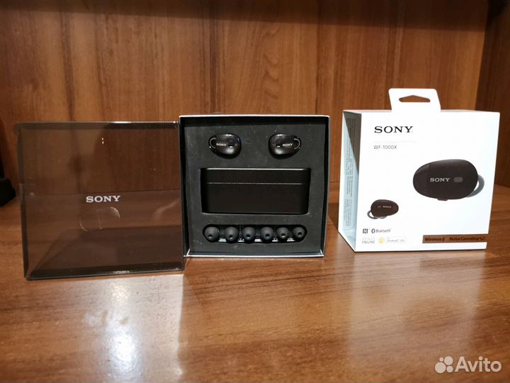 Безпроводные наушники Sony WF-1000X