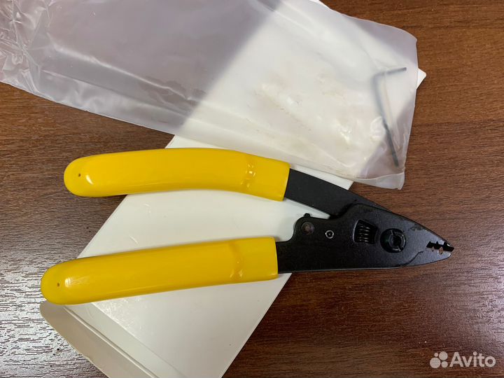 Стриппер CFS-3 для удаления буферного покрытия 2шт