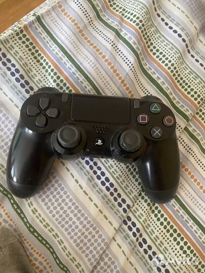 Игровая консоль ps4 slim+2 геймпада