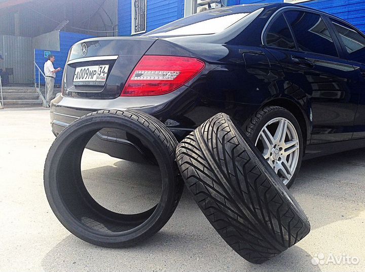 Triangle TR968 265/35 R18 93V