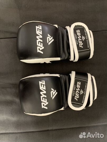 Перчатки для единоборства