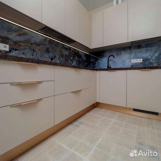 Встроенная кухня от производителя