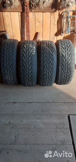 Tigar SUV Ice 215/60 R16 100T