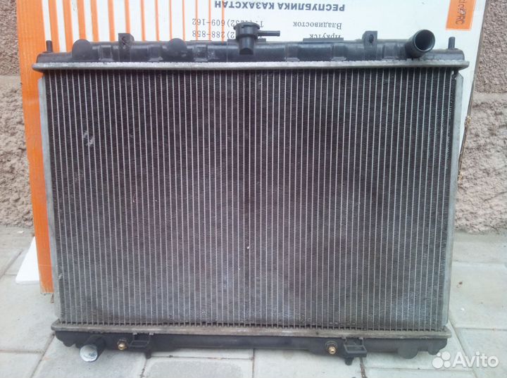 Радиатор охлаждения ниссан прессаж 2,4