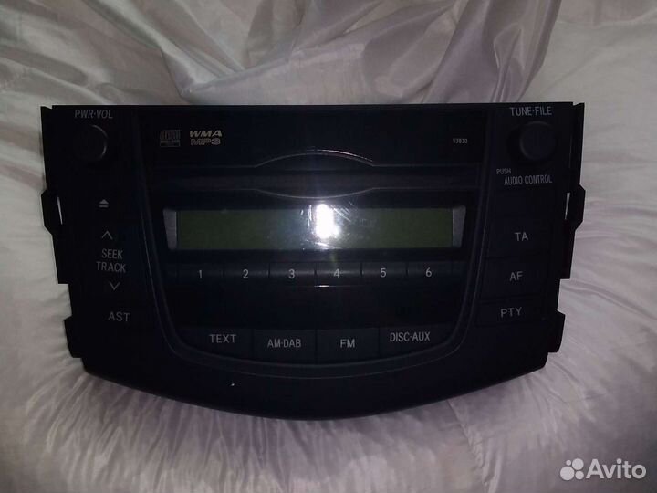 Магнитола Toyota RAV4 2012