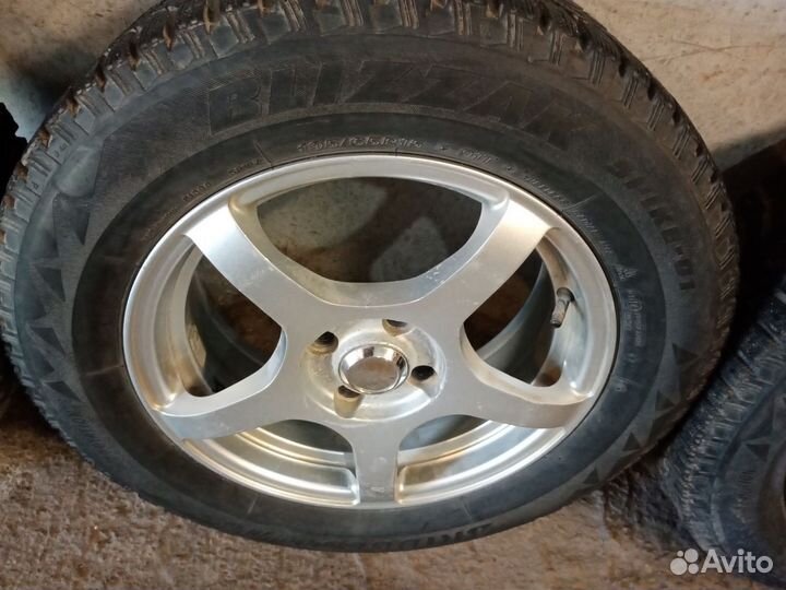 Bridgestone Blizzak Ice 195/65 R15 21E