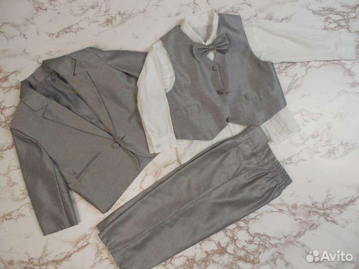 Костюм-тройка в прокат на 80-86