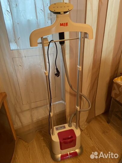 Отпариватель для одежды вертикальный Mie