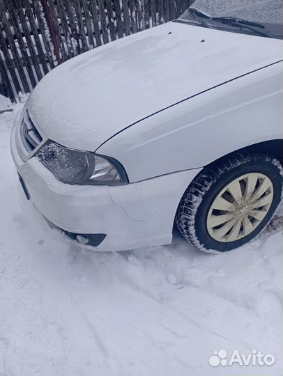 Daewoo Nexia 1.5 МТ, 2012, битый, 94 000 км