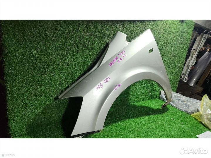 Крыло на nissan presage U31