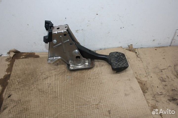 Педаль тормоза audi Q3 2011-2014 (8U)