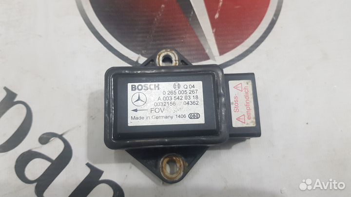 Датчик ускорения Mercedes A0035420318