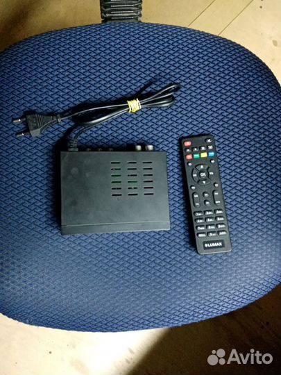 Продам приставку для тв цифровая