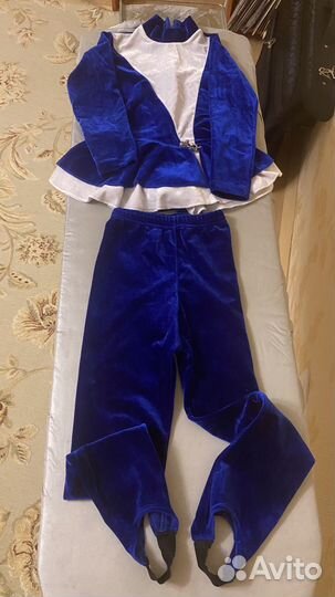 Костюм для занятий фигурным катанием