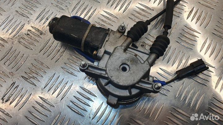 Стеклоподьемник задний правый Kia Spectra седан