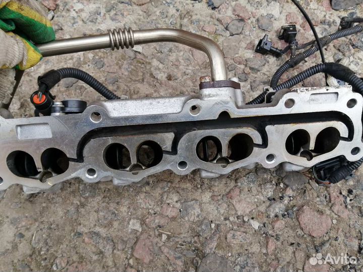 Коллектор Впускной Опель Астра H 1.6 Z16XEP