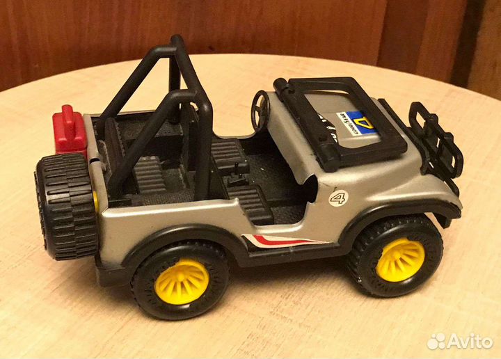 Jeep wrangler машинка 90 годов