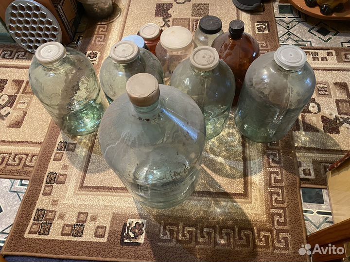 Стеклянные бутыли (бочки)