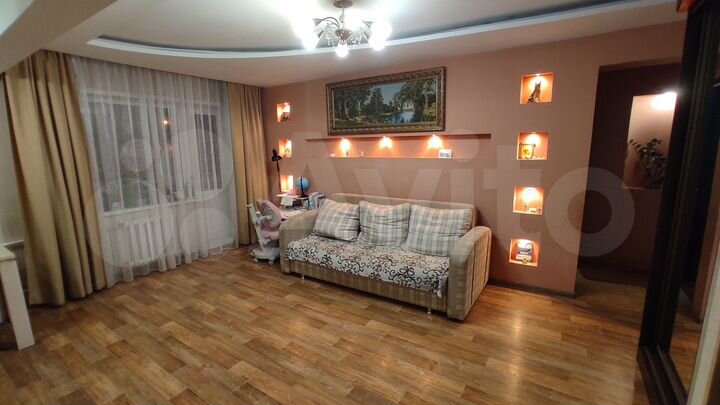 3-к. квартира, 60 м², 2/5 эт.