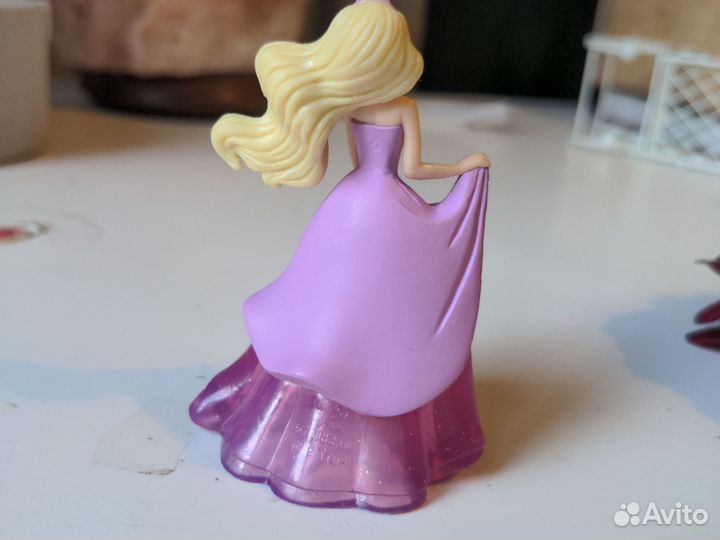 Детская игрушка принцесса