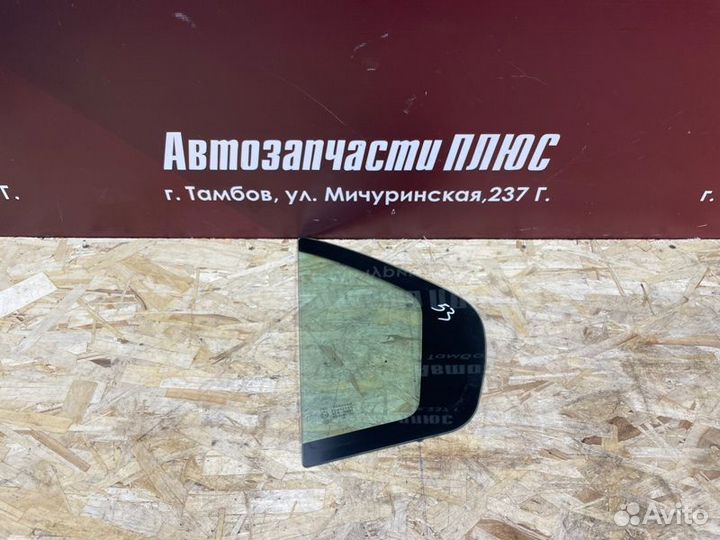 Форточка двери задняя левая Renault Logan