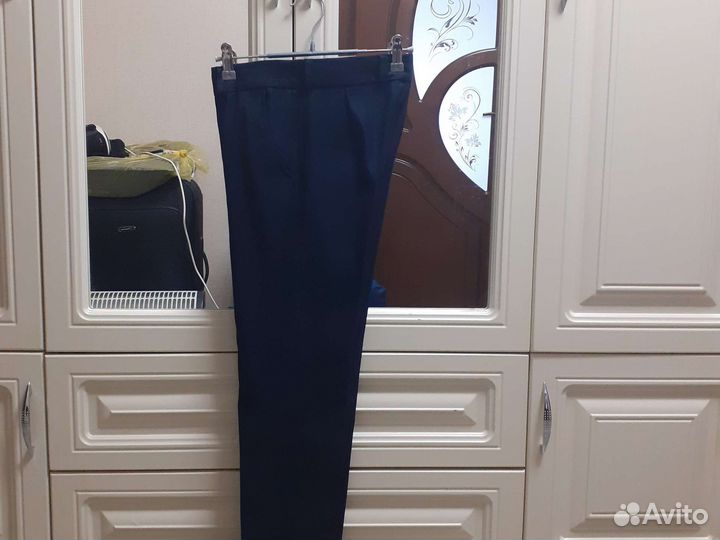 Школьный костюм классический, 136 размер