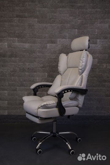 Офисное кресло (геймерское). Кресло для директора