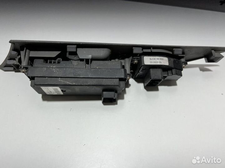 Блок управления стеклоподъемниками Mazda 3