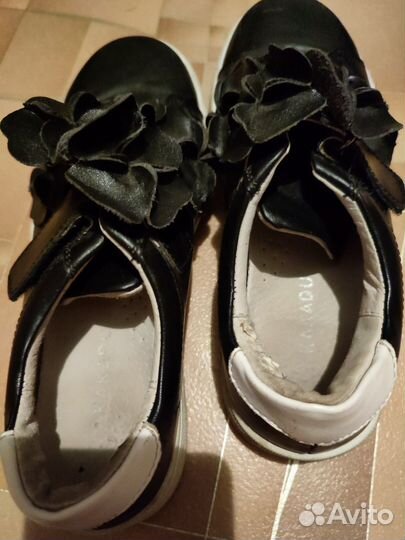 Туфли на девочку 34размер