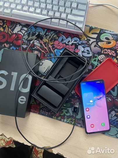 Samsung Galaxy S10e, 8/128 ГБ