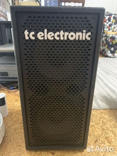 Басовый кабинет TC Elecrteonic