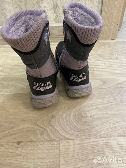 Сапожки skechers светящиеся