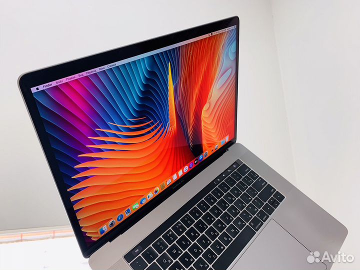 Macbook Pro 15 Retina 2017 (Core i7)