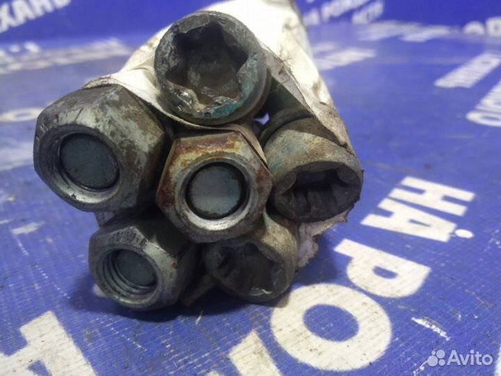 Болт карданного вала Mercedes-Benz W220 седан 2002