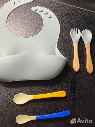 Детские столовые приборы нагрудник