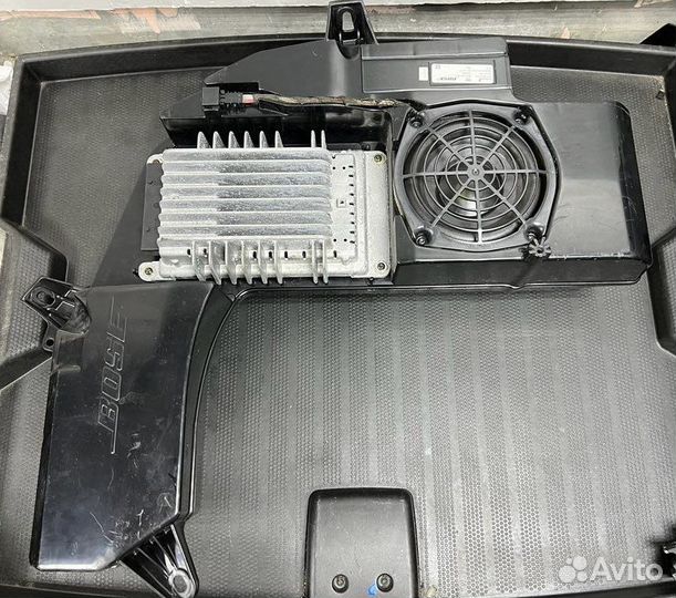 Сабвуфер Audi A4 B7 B6 универсал