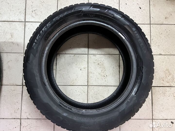 Pirelli Ice Zero 215/55 R17
