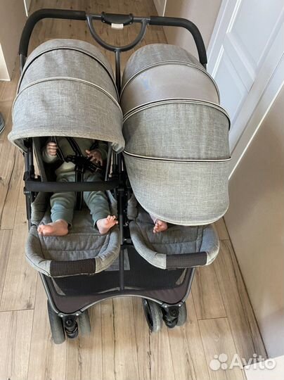 Коляска для двойни погодок Valco baby Snap duo