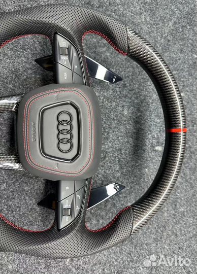 Карбоновый руль Audi RS