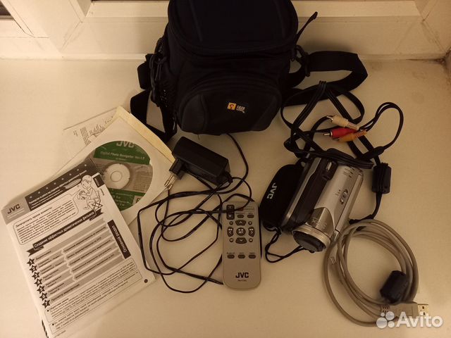 Цифровая видеокамера JVC GZ-MG21E новая