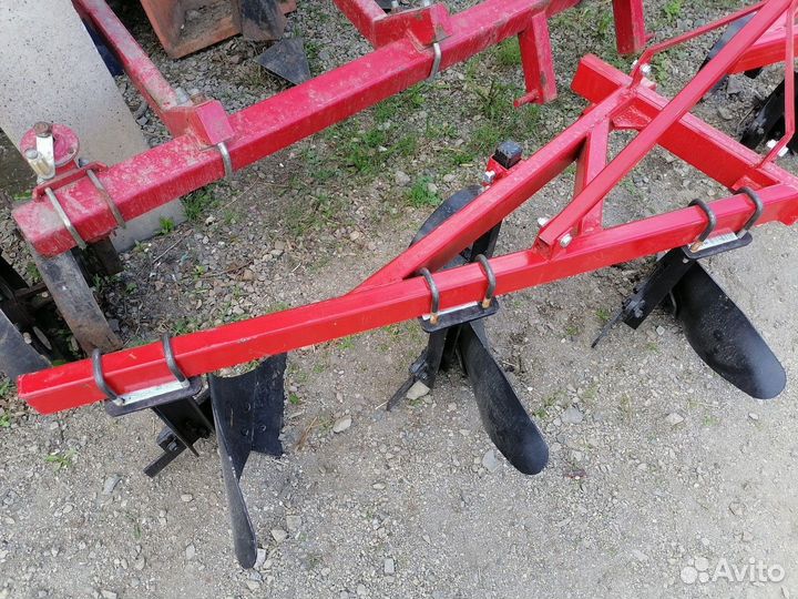 Плуг Кормилец 3-х корпусной, 2022