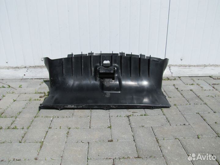 Porsche Cayenne 958 воздуховод центральный