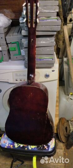 Акустическая гитара