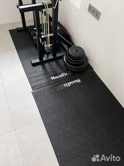 Коврик для спортинвентаря, тренажеров, тренировок