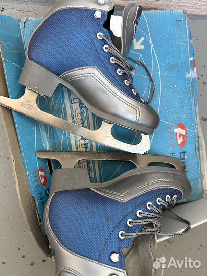 Коньки фигурные 37 размер