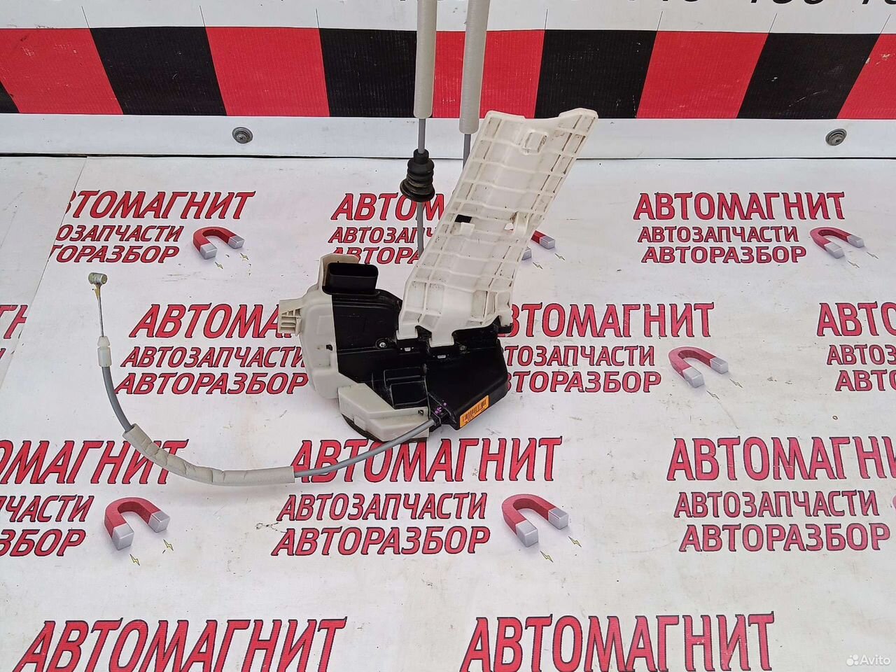 Замок двери задний правый Киа Соул 2 PS