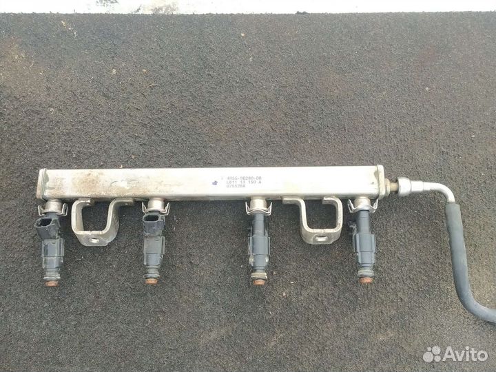 Топливная рампа ford focus 2 1.8